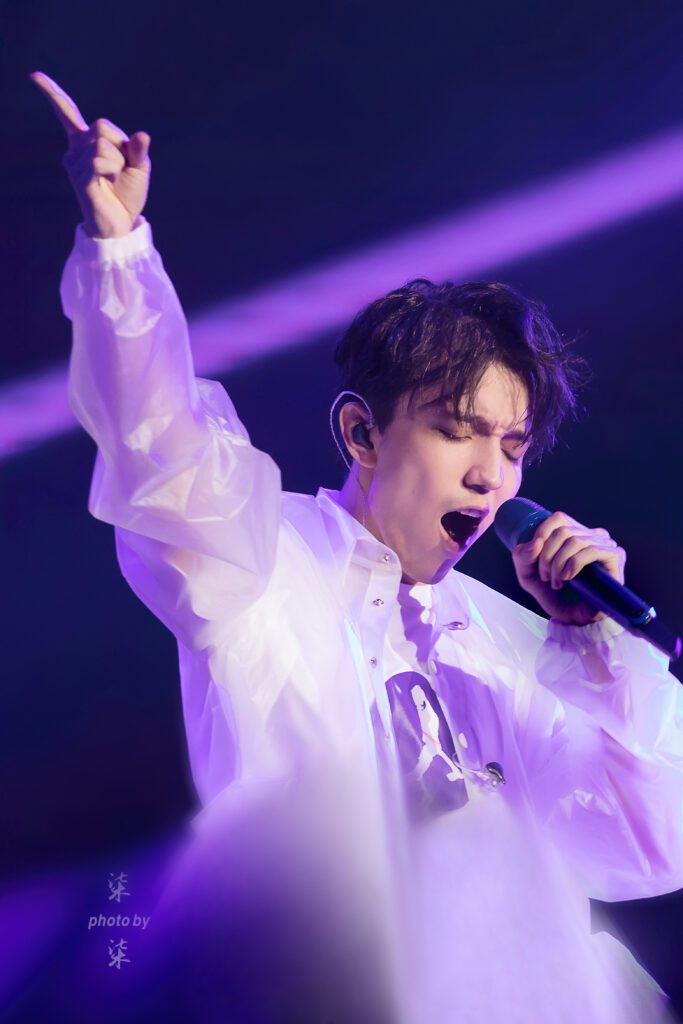 2018_05_19_Dimash_D_Dynasty_Shenzhen