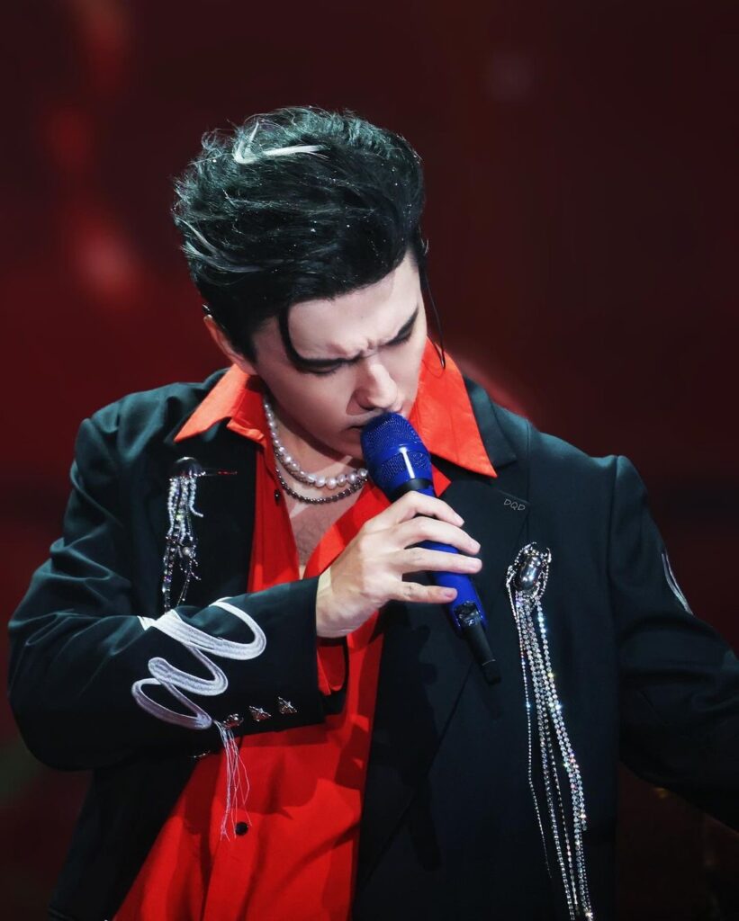 Dimash Qudaibergen Stranger concert in Hong Kong December 2023